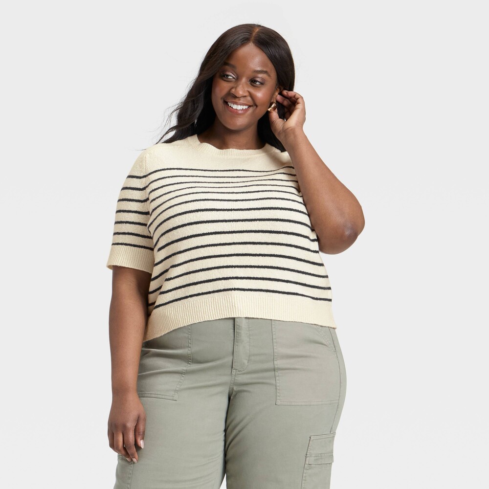 Short Sleeve Crew Neck Pullover Sweater - Cream Striped XXL